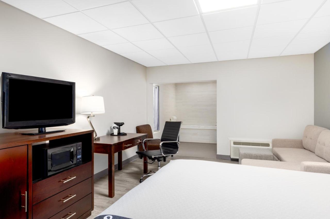 La Quinta Inn By Wyndham Lynnwood Exterior foto